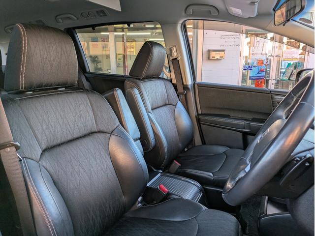 オデッセイ アブソルート・ＥＸホンダセンシング　純正ナビ　ＢＴオーディオ　全周囲・バックカメラ　ＥＴＣ　後席モニター　ＵＳＢ入力端子　追従クルコン　衝突軽減ブレーキ　車線逸脱警報　ハーフレザーシート　フルエアロ　オートライト　両側電動スライドドア（8枚目）