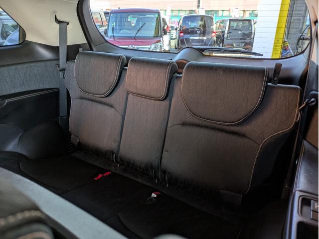 オデッセイ アブソルート・ＥＸホンダセンシング　純正ナビ　ＢＴオーディオ　全周囲・バックカメラ　ＥＴＣ　後席モニター　ＵＳＢ入力端子　追従クルコン　衝突軽減ブレーキ　車線逸脱警報　ハーフレザーシート　フルエアロ　オートライト　両側電動スライドドア（11枚目）