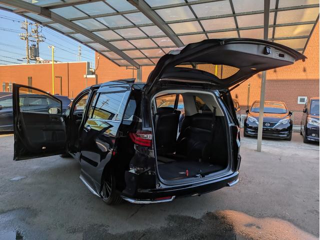 オデッセイ アブソルート・ＥＸホンダセンシング　純正ナビ　ＢＴオーディオ　全周囲・バックカメラ　ＥＴＣ　後席モニター　ＵＳＢ入力端子　追従クルコン　衝突軽減ブレーキ　車線逸脱警報　ハーフレザーシート　フルエアロ　オートライト　両側電動スライドドア（61枚目）