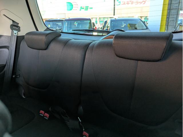 ビアンテ グランツ　純正ＨＤＤナビ　後席モニター　ドラレコ　ＥＴＣ　バックカメラ　ＵＳＢ入力端子　ワンセグＴＶ　両側電動スライドドア　オートライト　ＨＩＤヘッドライト　スマートキー　ステアリングリモコン　ＣＤ／ＤＶＤ再生（11枚目）