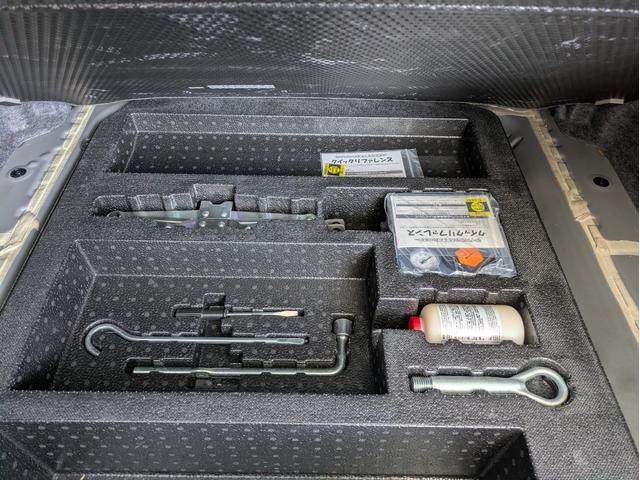 グレイス ＬＸ　純正ディスプレイオーディオ　ワンセグＴＶ　ＥＴＣ　バックカメラ　ＵＳＢ入力端子　ステアリングリモコン　ＬＥＤヘッドライト　フロントフォグランプ　プッシュスタート　アイドリングストップ（14枚目）