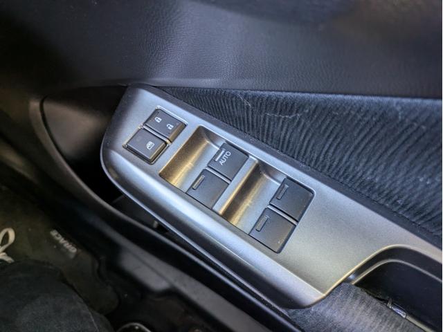 グレイス ＬＸ　純正ディスプレイオーディオ　ワンセグＴＶ　ＥＴＣ　バックカメラ　ＵＳＢ入力端子　ステアリングリモコン　ＬＥＤヘッドライト　フロントフォグランプ　プッシュスタート　アイドリングストップ（26枚目）