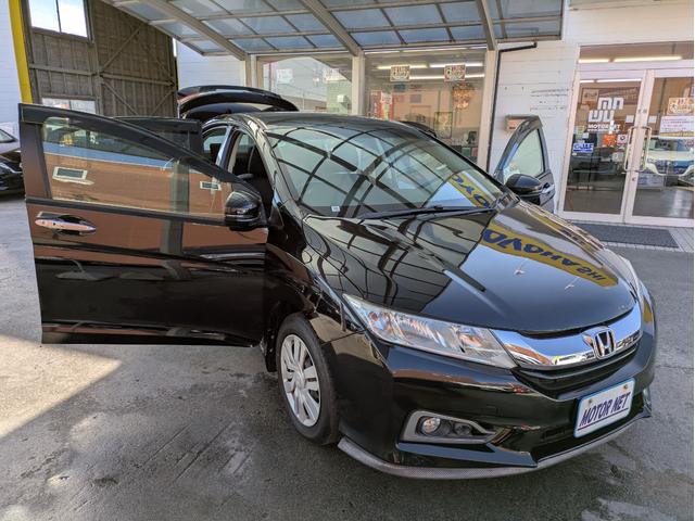 グレイス ＬＸ　純正ディスプレイオーディオ　ワンセグＴＶ　ＥＴＣ　バックカメラ　ＵＳＢ入力端子　ステアリングリモコン　ＬＥＤヘッドライト　フロントフォグランプ　プッシュスタート　アイドリングストップ（50枚目）