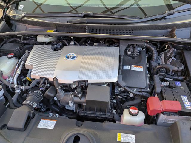 プリウス Ｓ　純正ＳＤナビ　ＢＴオーディオ　ＥＴＣ　バックカメラ　ワンセグＴＶ　ＣＤ再生　オートライト　ＬＥＤヘッドライト　ステアリングリモコン　プッシュスタート　純正１５インチＡＷ　アイドリングストップ（60枚目）
