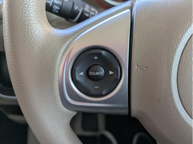 N-BOXスラッシュ G・Aパッケージ 社外SDナビ BTオーディオ フルセグTV バックカメラ CD再生 オートライト HIDヘッドライト プッシュスタート アイドリングストップ 衝突軽減ブレーキ ベンチシート ステアリングリモコン(17枚目)