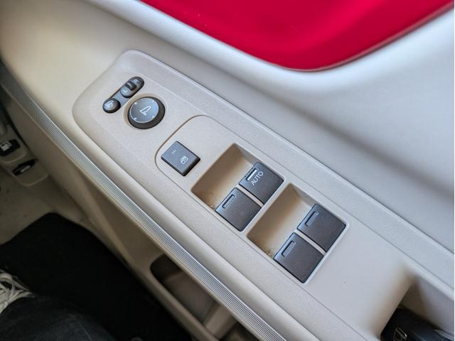 N-BOXスラッシュ G・Aパッケージ 社外SDナビ BTオーディオ フルセグTV バックカメラ CD再生 オートライト HIDヘッドライト プッシュスタート アイドリングストップ 衝突軽減ブレーキ ベンチシート ステアリングリモコン(28枚目)