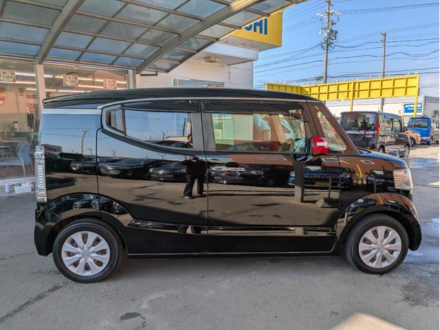 N-BOXスラッシュ G・Aパッケージ 社外SDナビ BTオーディオ フルセグTV バックカメラ CD再生 オートライト HIDヘッドライト プッシュスタート アイドリングストップ 衝突軽減ブレーキ ベンチシート ステアリングリモコン(35枚目)