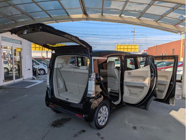 N-BOXスラッシュ G・Aパッケージ 社外SDナビ BTオーディオ フルセグTV バックカメラ CD再生 オートライト HIDヘッドライト プッシュスタート アイドリングストップ 衝突軽減ブレーキ ベンチシート ステアリングリモコン(53枚目)