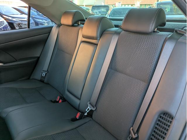 カムリ ハイブリッド　Ｇパッケージ・プレミアムブラック　純正ＳＤナビ　ＢＴオーディオ　ＥＴＣ　バックカメラ　フルセグＴＶ　電動シート　ハーフレザーシート　オートライト　ＬＥＤヘッドライト　オートクルコン　プッシュスタート　純正１７インチＡＷ　フロントフォグ（10枚目）