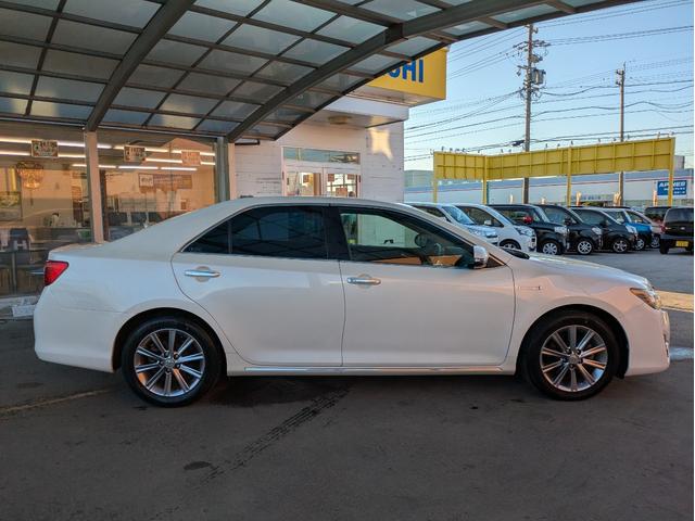 カムリ ハイブリッド　Ｇパッケージ・プレミアムブラック　純正ＳＤナビ　ＢＴオーディオ　ＥＴＣ　バックカメラ　フルセグＴＶ　電動シート　ハーフレザーシート　オートライト　ＬＥＤヘッドライト　オートクルコン　プッシュスタート　純正１７インチＡＷ　フロントフォグ（37枚目）