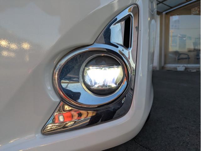 カムリ ハイブリッド　Ｇパッケージ・プレミアムブラック　純正ＳＤナビ　ＢＴオーディオ　ＥＴＣ　バックカメラ　フルセグＴＶ　電動シート　ハーフレザーシート　オートライト　ＬＥＤヘッドライト　オートクルコン　プッシュスタート　純正１７インチＡＷ　フロントフォグ（46枚目）