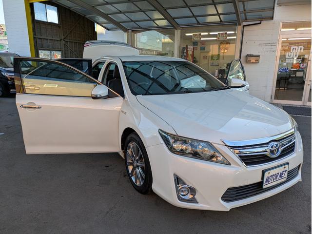 カムリ ハイブリッド　Ｇパッケージ・プレミアムブラック　純正ＳＤナビ　ＢＴオーディオ　ＥＴＣ　バックカメラ　フルセグＴＶ　電動シート　ハーフレザーシート　オートライト　ＬＥＤヘッドライト　オートクルコン　プッシュスタート　純正１７インチＡＷ　フロントフォグ（55枚目）