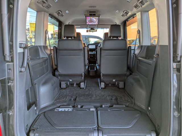 ステップワゴンスパーダ スパーダハイブリッド　Ｇ・ＥＸ　ホンダセンシング　純正ＳＤナビ　ＢＴオーディオ　ＵＳＢ入力端子　後席モニター　ＥＴＣ　全周囲・バックカメラ　　シートヒーター　ハーフレザーシート　オートライト　両側電動スライドドア　追従クルコン　車線逸脱警報装置（15枚目）