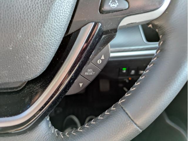 ステップワゴンスパーダ スパーダハイブリッド　Ｇ・ＥＸ　ホンダセンシング　純正ＳＤナビ　ＢＴオーディオ　ＵＳＢ入力端子　後席モニター　ＥＴＣ　全周囲・バックカメラ　　シートヒーター　ハーフレザーシート　オートライト　両側電動スライドドア　追従クルコン　車線逸脱警報装置（20枚目）