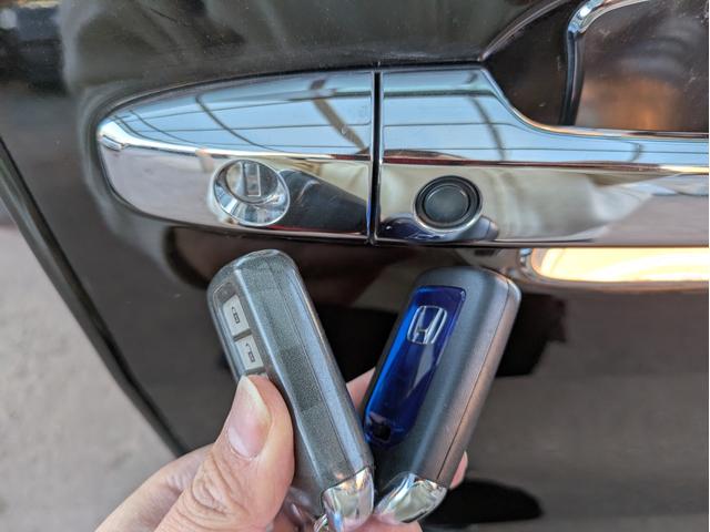 ステップワゴンスパーダ スパーダハイブリッド　Ｇ・ＥＸ　ホンダセンシング　純正ＳＤナビ　ＢＴオーディオ　ＵＳＢ入力端子　後席モニター　ＥＴＣ　全周囲・バックカメラ　　シートヒーター　ハーフレザーシート　オートライト　両側電動スライドドア　追従クルコン　車線逸脱警報装置（39枚目）