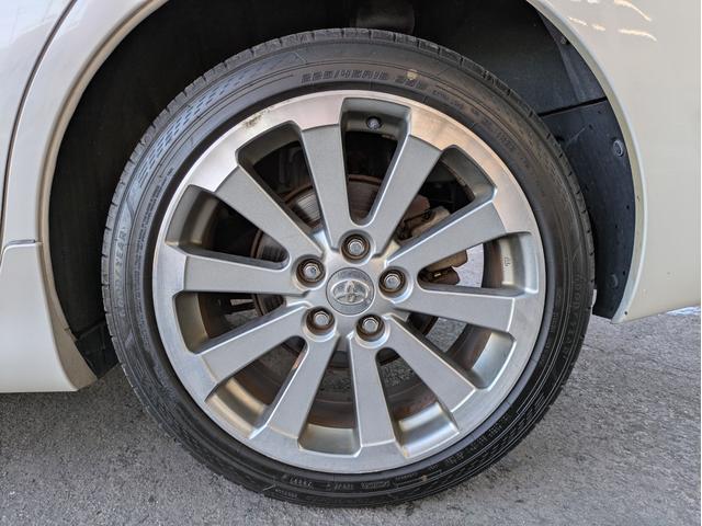 マークＸジオ エアリアル　社外メモリーナビ　ＢＴオーディオ　サイド・バックカメラ　ＣＤ／ＤＶＤ再生　フルセグＴＶ　３列シート７人乗り　オートライト　ＨＩＤヘッドライト　フロントフォグ　ステアリングリモコン　　プッシュスタート（48枚目）