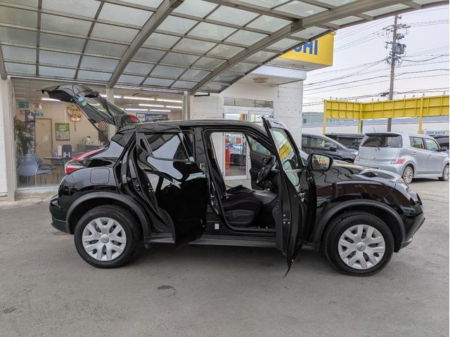 ジューク １５ＲＸ　純正ＳＤナビ　ＢＴオーディオ　ＥＴＣ　バックカメラ　フルセグＴＶ　ＣＤ再生　スマートキー　プッシュスタート　フロントフォグランプ　アイドリングストップ　ウィンカーミラー（51枚目）