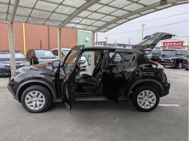 ジューク １５ＲＸ　純正ＳＤナビ　ＢＴオーディオ　ＥＴＣ　バックカメラ　フルセグＴＶ　ＣＤ再生　スマートキー　プッシュスタート　フロントフォグランプ　アイドリングストップ　ウィンカーミラー（55枚目）