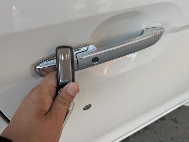 N-BOX G・Lターボホンダセンシングカッパーブラウンスタイル 純正ナビ BTオーディオ 新品タイヤ USB入力端子 ETC 両側電動スライドドア 追従クルコン 車線逸脱警報 衝突軽減ブレーキ オートライト LEDヘッドライト ターボ オートマチックハイビーム(32枚目)