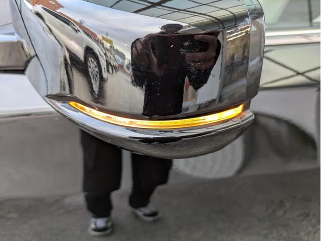 レジェンド ベースグレード 一体型HDDナビ BTオーディオ USB入力端子 ETC 全周囲・バックカメラ 電動シート シートヒーター・エアコン サンルーフ 追従クルコン 障害物センサー オートライト パドルシフト 4WD(52枚目)