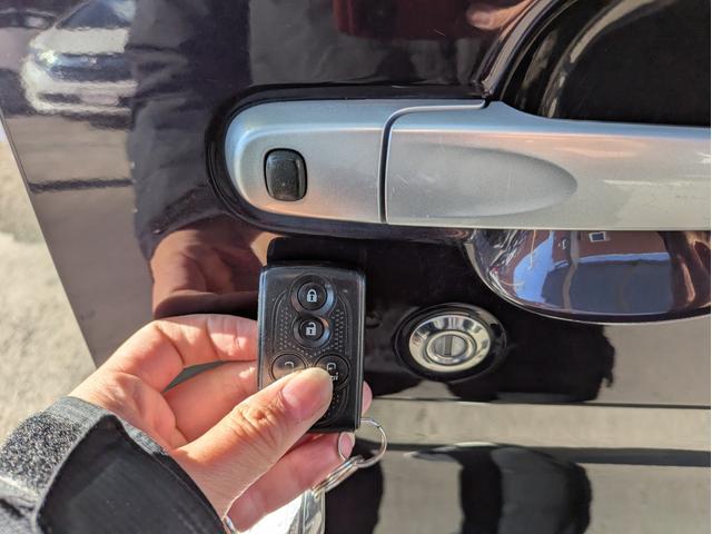 タント カスタムRS トップエディションSA 純正SDナビ BTオーディオ ETC バックカメラ フルセグTV 両側電動スライドドア 衝突軽減ブレーキ オートライト LEDヘッドライト フォグランプ ステアリングリモコン 純正15インチAW(30枚目)