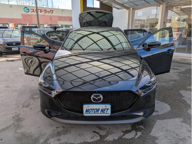 MAZDA3ファストバック 15Sツーリング 純正SDナビ BTオーディオ 全周囲・バックカメラ USB入力端子 障害物センサー 追従クルコン 衝突軽減ブレーキ 車線逸脱警報 オートライト LEDヘッドライト プッシュスタート 純正18インチAW(52枚目)