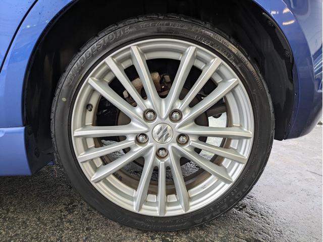 スイフトスポーツ ベースグレード　純正ナビ　ＢＴオーディオ　フルセグＴＶ　ＥＴＣ　オートライト　ＨＩＤヘッドライト　フロントフォグランプ　純正１７インチＡＷ　クルーズコントロール　プッシュスタート　スマートキー　ウィンカーミラー（48枚目）