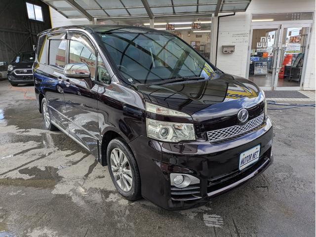 ヴォクシー ＺＳ　煌ＩＩ　純正ＨＤＤナビ　ＢＴオーディオ　ＥＴＣ　バックカメラ　フルセグＴＶ　ＣＤ／ＤＶＤ再生　両側電動スライドドア　オートライト　ＨＩＤヘッドライト　フロントフォグランプ　パドルシフト　ステアリングリモコン（36枚目）