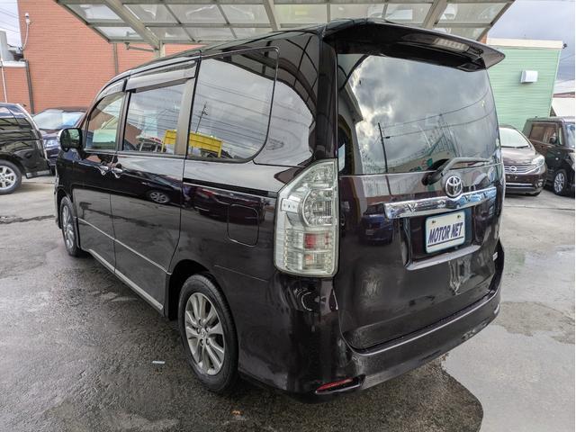 ヴォクシー ＺＳ　煌ＩＩ　純正ＨＤＤナビ　ＢＴオーディオ　ＥＴＣ　バックカメラ　フルセグＴＶ　ＣＤ／ＤＶＤ再生　両側電動スライドドア　オートライト　ＨＩＤヘッドライト　フロントフォグランプ　パドルシフト　ステアリングリモコン（40枚目）