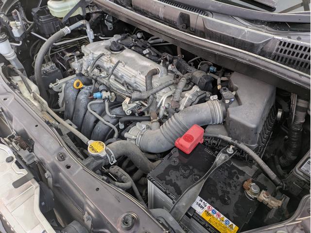 ヴォクシー ＺＳ　煌ＩＩ　純正ＨＤＤナビ　ＢＴオーディオ　ＥＴＣ　バックカメラ　フルセグＴＶ　ＣＤ／ＤＶＤ再生　両側電動スライドドア　オートライト　ＨＩＤヘッドライト　フロントフォグランプ　パドルシフト　ステアリングリモコン（61枚目）