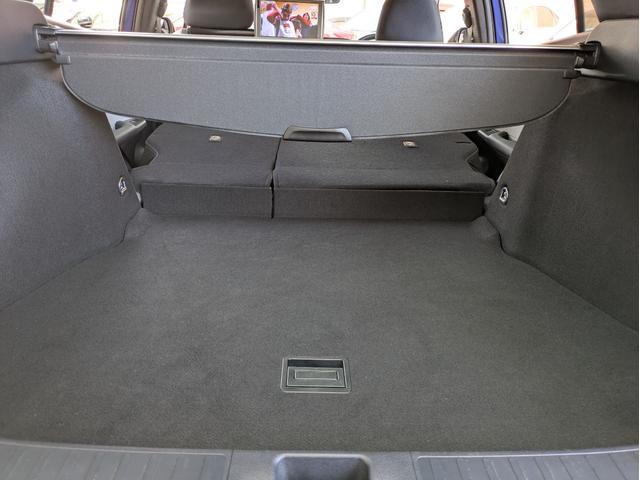 プリウス Ｓ　純正ＳＤナビ　ＢＴオーディオ　ＥＴＣ　バックカメラ　ＣＤ／ＤＶＤ再生　クルーズコントロール　衝突軽減ブレーキ　オートライト　ＬＥＤヘッドライト　オートマチックハイビーム　プッシュスタート　純正ＡＷ（13枚目）