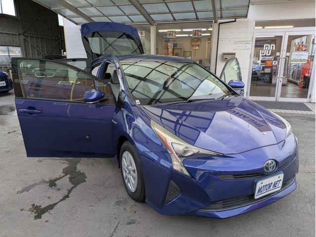 プリウス Ｓ　純正ＳＤナビ　ＢＴオーディオ　ＥＴＣ　バックカメラ　ＣＤ／ＤＶＤ再生　クルーズコントロール　衝突軽減ブレーキ　オートライト　ＬＥＤヘッドライト　オートマチックハイビーム　プッシュスタート　純正ＡＷ（55枚目）