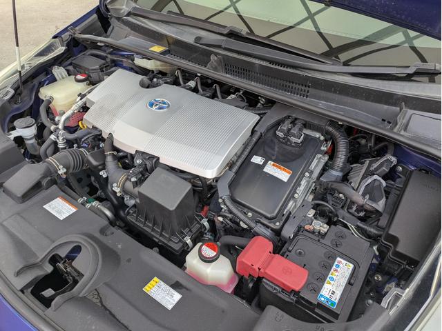 プリウス Ｓ　純正ＳＤナビ　ＢＴオーディオ　ＥＴＣ　バックカメラ　ＣＤ／ＤＶＤ再生　クルーズコントロール　衝突軽減ブレーキ　オートライト　ＬＥＤヘッドライト　オートマチックハイビーム　プッシュスタート　純正ＡＷ（61枚目）