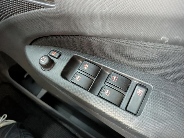 ムーヴ カスタム　Ｘ　ＳＡ　純正ＣＤデッキ　ＡＵＸ接続可　オートライト　ＬＥＤヘッドライト　フロントフォグランプ　衝突軽減ブレーキ　アイドリングストップ　純正１４インチＡＷ　プッシュスタート　ベンチシート　ウィンカーミラー（22枚目）