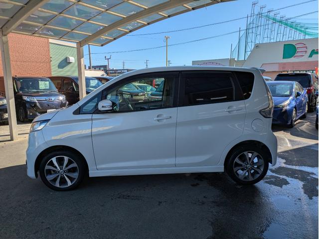 デイズ ハイウェイスター　Ｇターボ　社外ナビ　ＢＴオーディオ　ＥＴＣ　全周囲・バックカメラ　サイド・フロントカメラ　フルセグＴＶ　ＣＤ／ＤＶＤ再生　オートライト　ＨＩＤヘッドライト　プッシュスタート　ベンチシート　ステアリングリモコン（39枚目）