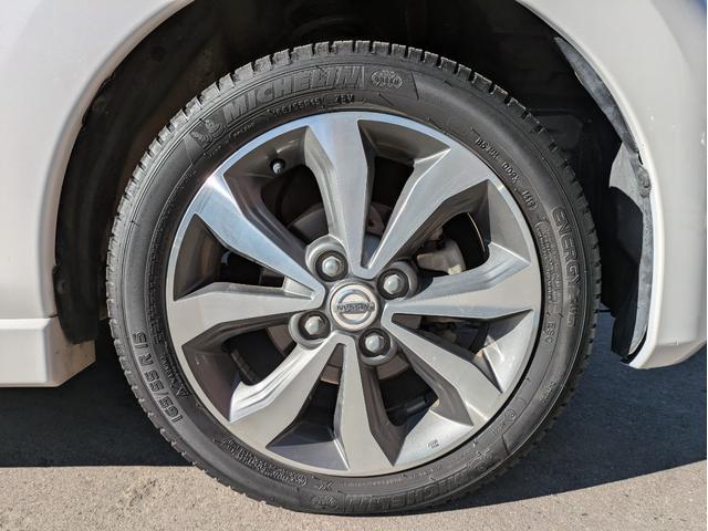 デイズ ハイウェイスター　Ｇターボ　社外ナビ　ＢＴオーディオ　ＥＴＣ　全周囲・バックカメラ　サイド・フロントカメラ　フルセグＴＶ　ＣＤ／ＤＶＤ再生　オートライト　ＨＩＤヘッドライト　プッシュスタート　ベンチシート　ステアリングリモコン（47枚目）