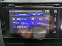 ハイブリッドＺ　純正ナビ　ＢＴオーディオ　ドラレコ　ＵＳＢ入力端子　ＥＴＣ　バックカメラ　シートヒーター　衝突軽減ブレーキ　クルコン　オートライト　ＬＥＤヘッドライト　パドルシフト　プッシュスタート（25枚目）