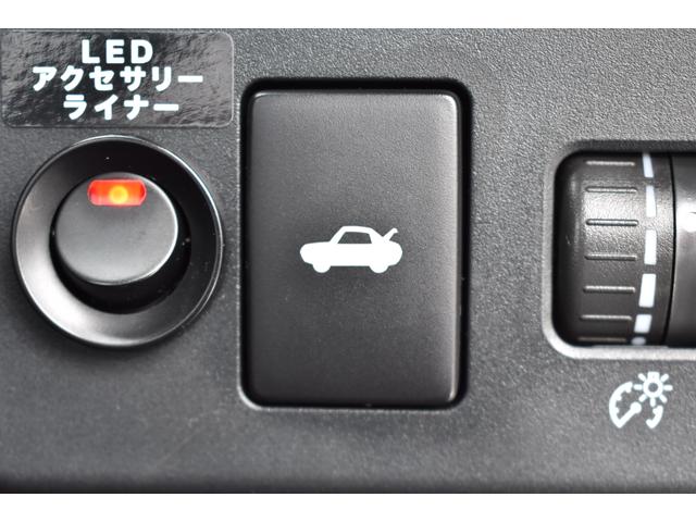 ＧＴ　タイヤ新品交換済　６ＭＴ　ＳＤナビ　バックカメラ　フルセグ　ＤＶＤ　ＣＤ　Ｂｌｕｅｔｏｏｔｈオーディオ　ＵＳＢ　ＥＴＣ２．０　ＬＥＤアクセサリーライナー(18枚目)