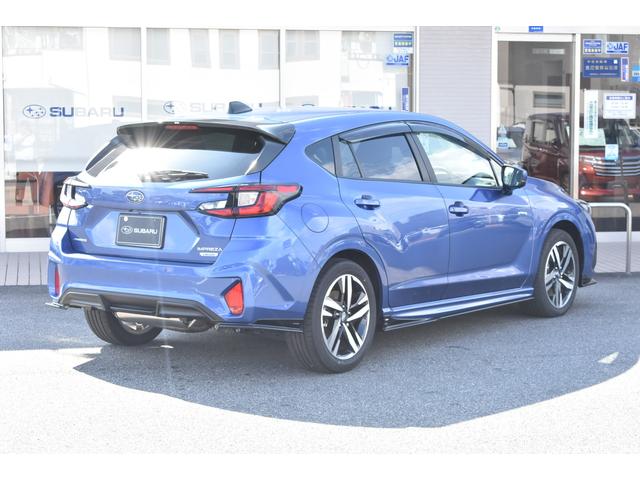 インプレッサ ST-H 弊社元社用車 レザーシート/サンルーフ装着車 STIエアロパッケージ&STI ルーフスポイラー、サンルーフ、レザーシート、11.6インチセンターインフォメーションディスプレイ(ナビ機能付き)、ETC2.0(2枚目)