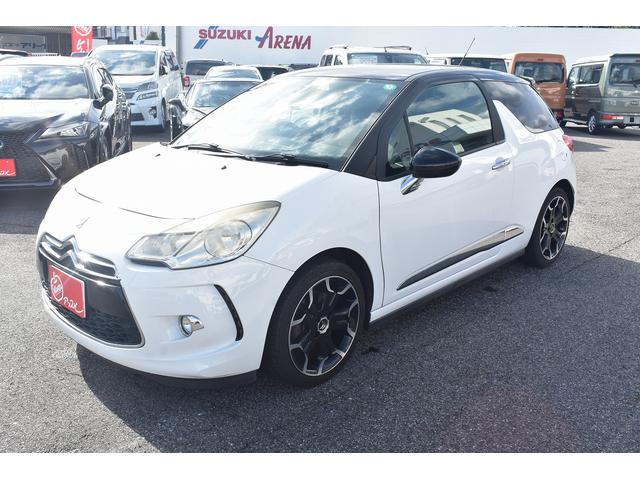ＤＳ３ スポーツシック　★６ＭＴ★ユーザー買取車★キーレスエントリー★スペアキー有り★ＥＴＣ車載器★純正１７インチアルミホイール★オートライト★リモート格納サイドミラー★フロアマット★スペアタイヤ有り★収納付きアームレスト（15枚目）