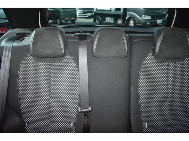 ＤＳ３ スポーツシック　★６ＭＴ★ユーザー買取車★キーレスエントリー★スペアキー有り★ＥＴＣ車載器★純正１７インチアルミホイール★オートライト★リモート格納サイドミラー★フロアマット★スペアタイヤ有り★収納付きアームレスト（25枚目）