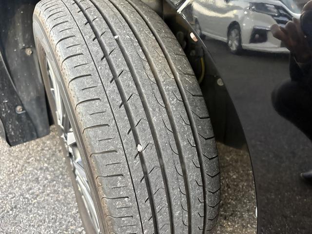 ヴォクシー ＺＳ　煌　純正９インチナビ　フルセグテレビ　バックモニター　ＣＤ＆ＤＶＤ＆ＳＤ＆Ｂｌｕｅｔｏｏｔｈ接続可能　後席純正フリップダウンモニター　テレビキャンセラー　ビルトインＥＴＣ　ケンウッドフロントドラレコ（19枚目）