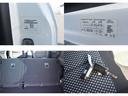 スポーツシック　★６ＭＴ★ユーザー買取車★キーレスエントリー★スペアキー有り★ＥＴＣ車載器★純正１７インチアルミホイール★オートライト★リモート格納サイドミラー★フロアマット★スペアタイヤ有り★収納付きアームレスト（76枚目）