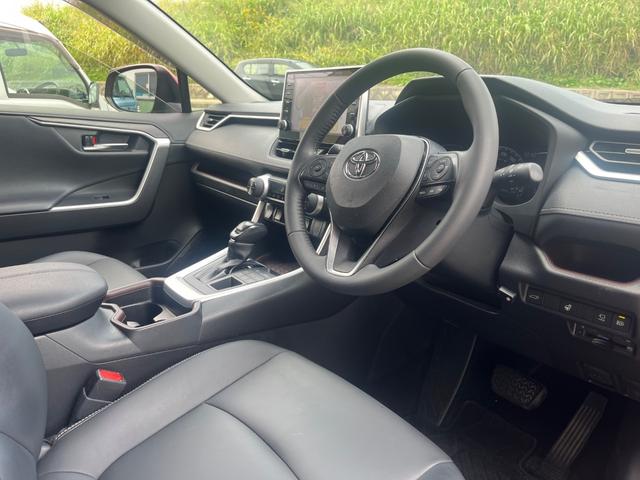 内装クリーニング済み！！レザーシート！！ナビＴＶ！！ＥＴＣ！！スマートキー！！プッシュスタート！！ドラレコ！！