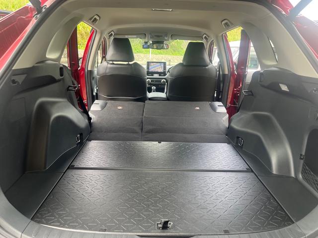 シート倒せばこの広さ！！