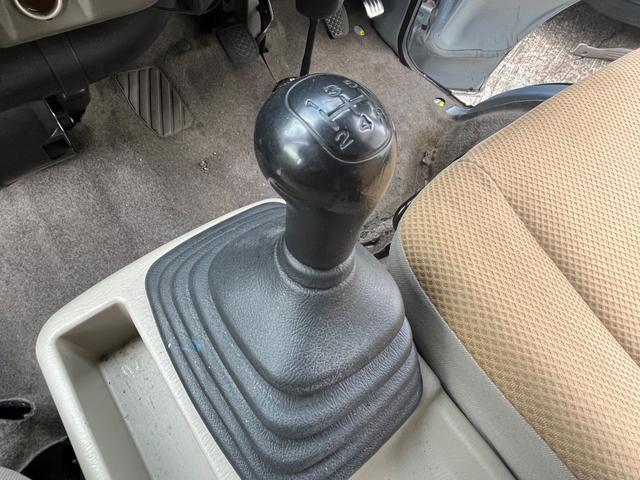 ディアスワゴン スーパーチャージャー　ユーザー下取車　５速ＭＴ　４ＷＤ　スーパーチャージャー　社外ナビＴＶ　ブルートゥース　ＥＴＣ　社外１３ＡＷ　リアスピーカー　リアヒーター（15枚目）