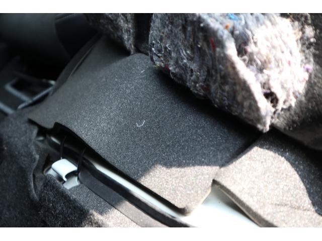 スーパーGL ダークプライム ディーゼル 4WD ワンオーナー 禁煙車 プッシュスタート スマートキー 両側パワースライドドア LEDヘッドライト トヨタセーフティセンス LEDフォグ コンフォートリーフ 寒冷地仕様 防音 熱対策(7枚目)