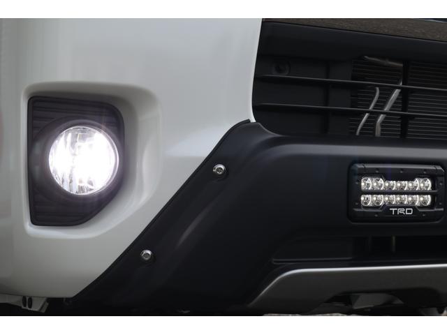 スーパーGL ダークプライムII 新車未登録 ディーゼルターボ 4WD リフトアップ オーバーフェンダー 17インチマッドタイヤ エナペタルショック 両側パワースライドドア トヨタセーフティセンス プッシュスタート スマートキー(12枚目)