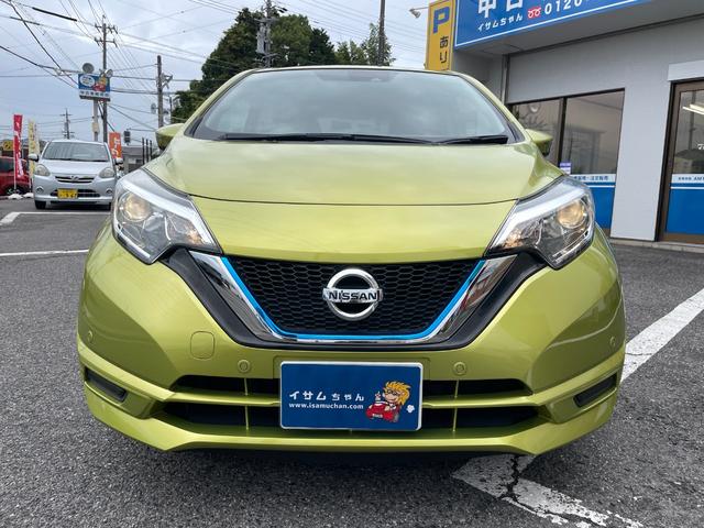 ノート ｅ－パワー　Ｘ　ドライブレコーダー　純正ナビ　バックカメラ　ＥＴＣ２．０　フルセグ　ＤＶＤ再生　Ｂｌｕｅｔｏｏｔｈオーディオ　オートライト　純正１５インチアルミ　車線逸脱機能　クリアランスソナー　プッシュスタート（2枚目）
