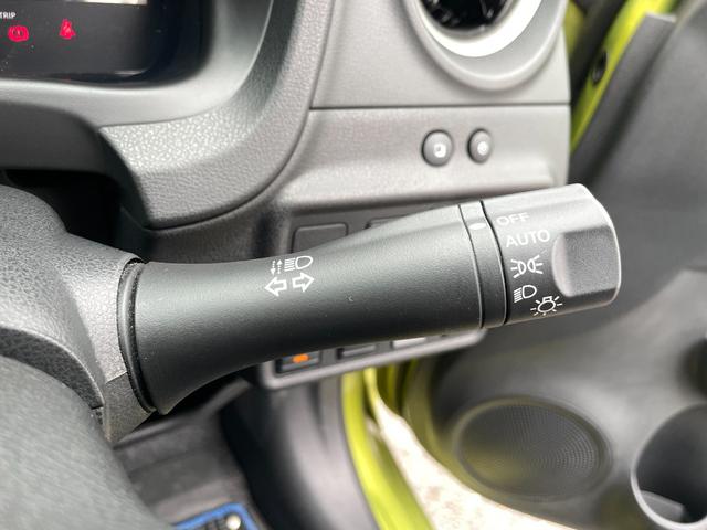 ノート ｅ－パワー　Ｘ　ドライブレコーダー　純正ナビ　バックカメラ　ＥＴＣ２．０　フルセグ　ＤＶＤ再生　Ｂｌｕｅｔｏｏｔｈオーディオ　オートライト　純正１５インチアルミ　車線逸脱機能　クリアランスソナー　プッシュスタート（50枚目）